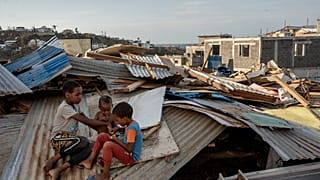 Noch über 1000 Menschen werden auf Mayotte nach dem Zyklon Chido vermisst.