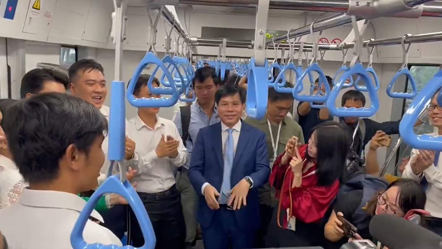 Fotoğraf, Japonya'nın Vietnam Büyükelçisi'nin X hesabından alınmıştır.