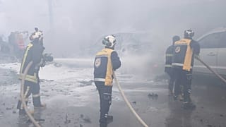 إنفجار عبوة ناسفة مزروعة بسيارة مدنية في شارع التجنيد في مدينة منبج شرقي حلب
