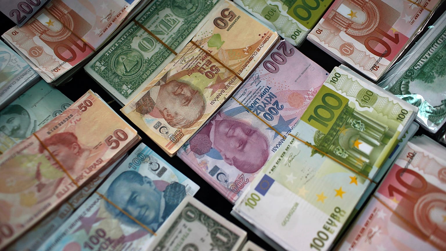 27 AB ülkesinin yirmi ikisinde asgari ücret uygulanmakta