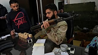 Kurdische Truppen bereiten sich auf Kämpfe gegen die Rebellen vor