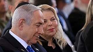 رئيس الوزراء الإسرائيلي بنيامين نتنياهو وزوجته سارة، إسرائيل الأحد 27 أكتوبر 2024.