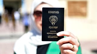 سحب الجنسية الكويتية من 3701 شخص