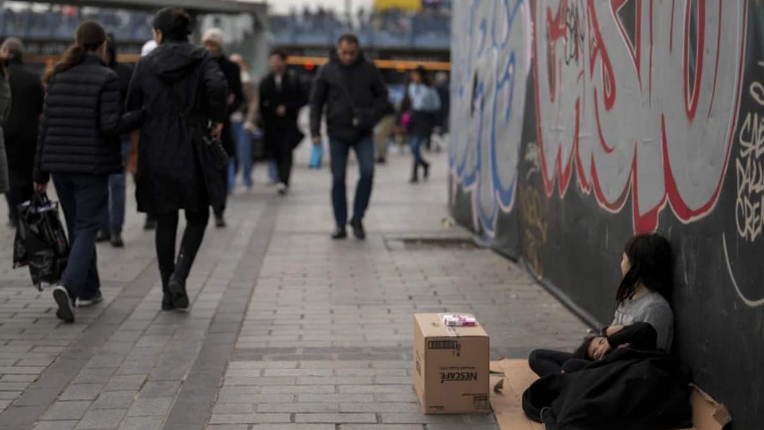Türkiye'de gelir dağılımında en üst sırada bulunanların aldığı pay artıyor.