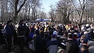 Reparto de comida en Budapest