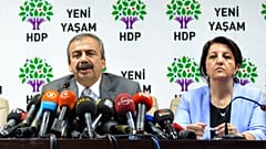 Sırrı Süreyya Önder (solda) ve Pervin Buldan.