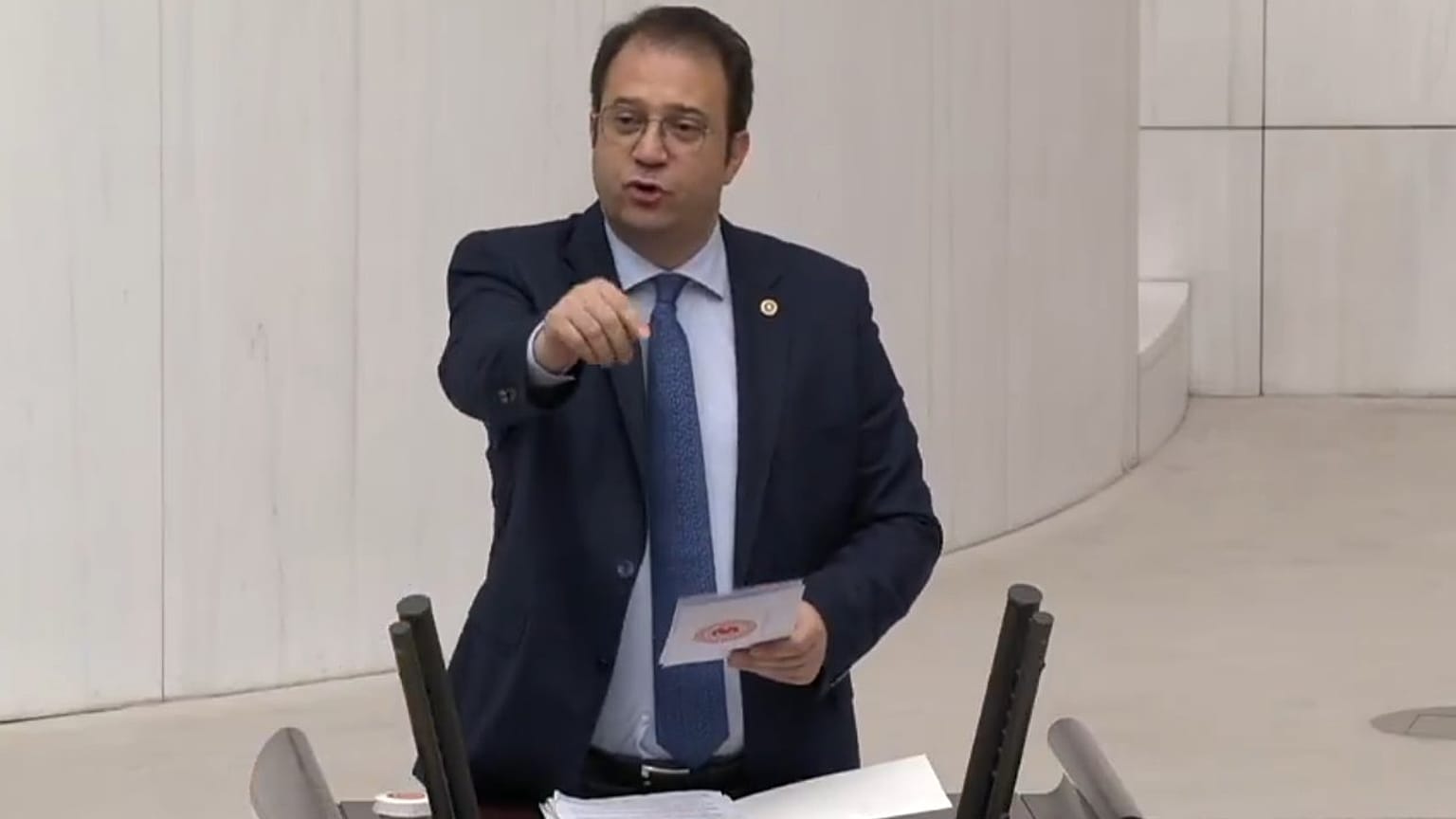 İnan Akgün Alp