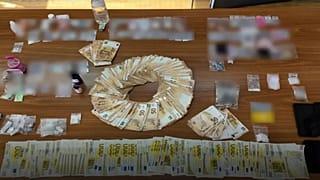 Χρήματα και ουσίες που κατασχέθηκαν κατά την επιχείρηση