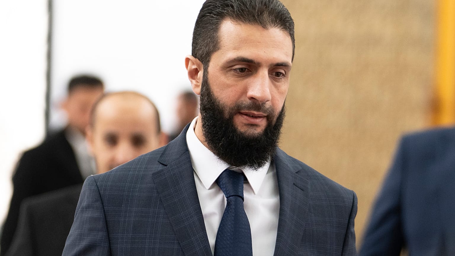 رئيس المرحلة الانتقالية في سوريا أحمد الشرع