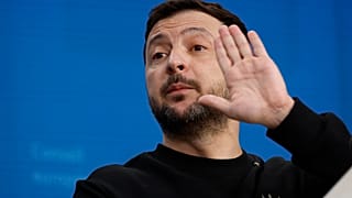 الرئيس الأوكراني فولوديمير زيلينسكي يتحدث في مؤتمر صحفي خلال قمة الاتحاد الأوروبي في بروكسل، الخميس 19 ديسمبر/كانون الأول 2024