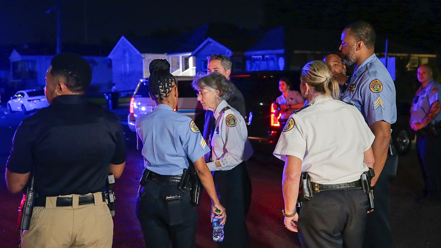 New Orleans'ta polis ekipleri görüntüleniyor (Arşiv)