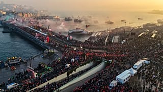 متضامنون مع قطاع غزة، في إسطنبول، تركيا، الأربعاء، 1 يناير/كانون الثاني 2025. 