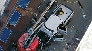 Imagen de las autoridades en el lugar del atropello.