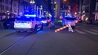 Полиция на Бурбон-стрит после нападения