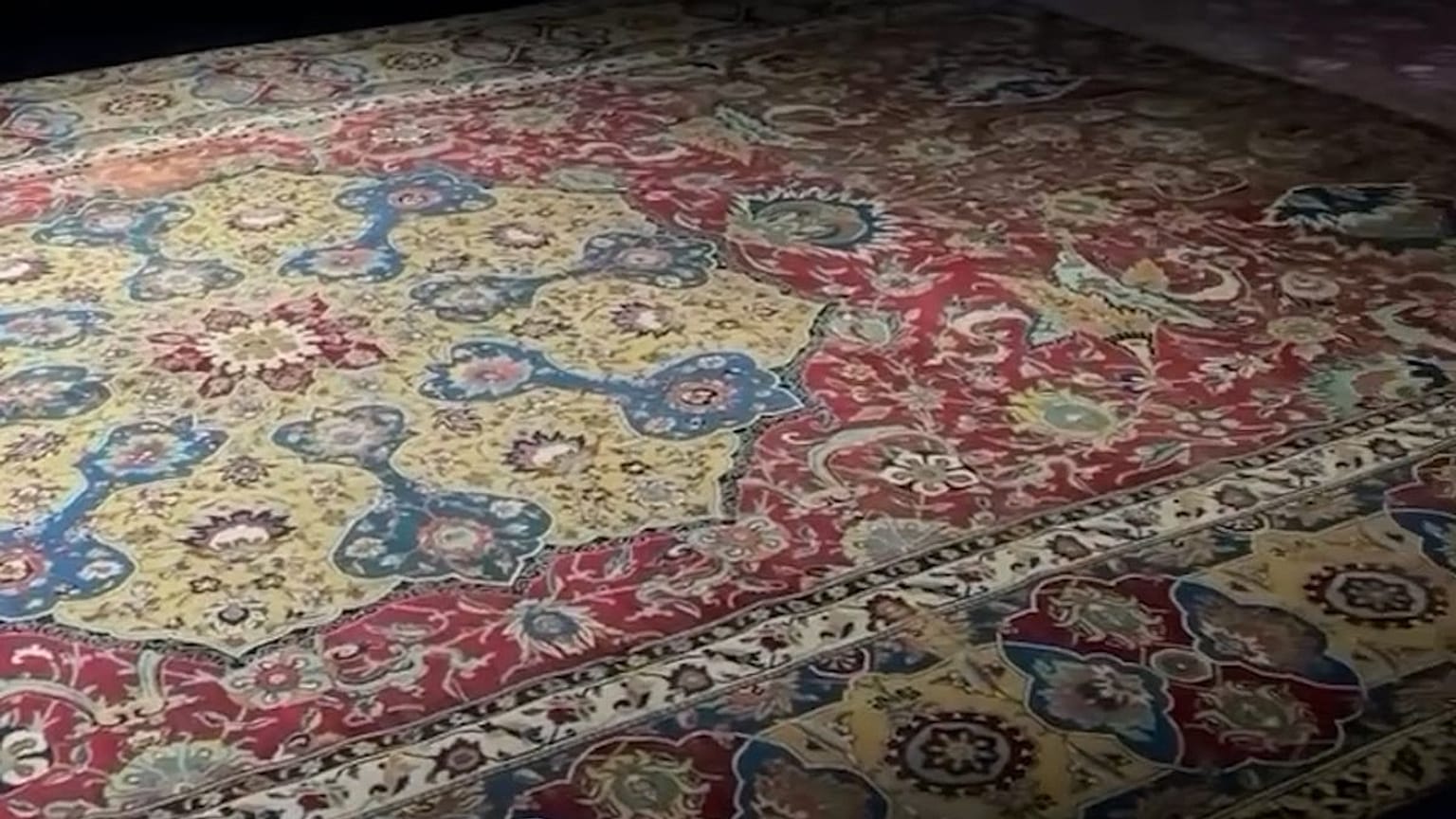 موزه ملی فرش ایران 