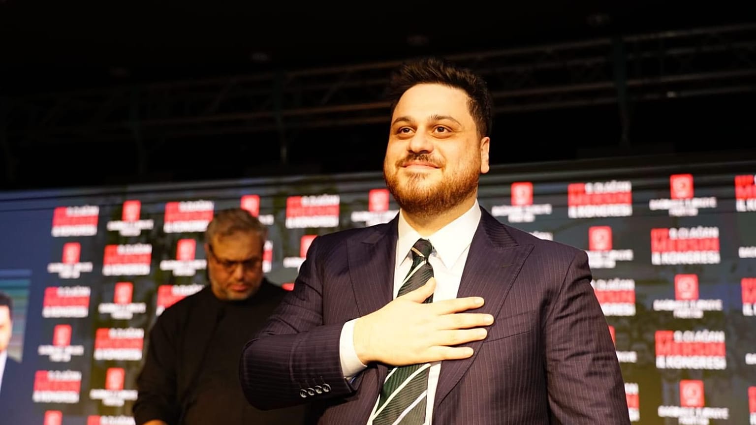 Bağımsız Türkiye Partisi (BTP) Genel Başkanı Hüseyin Baş, Mersin İl Kongresi'nde, 14 Aralık 2024