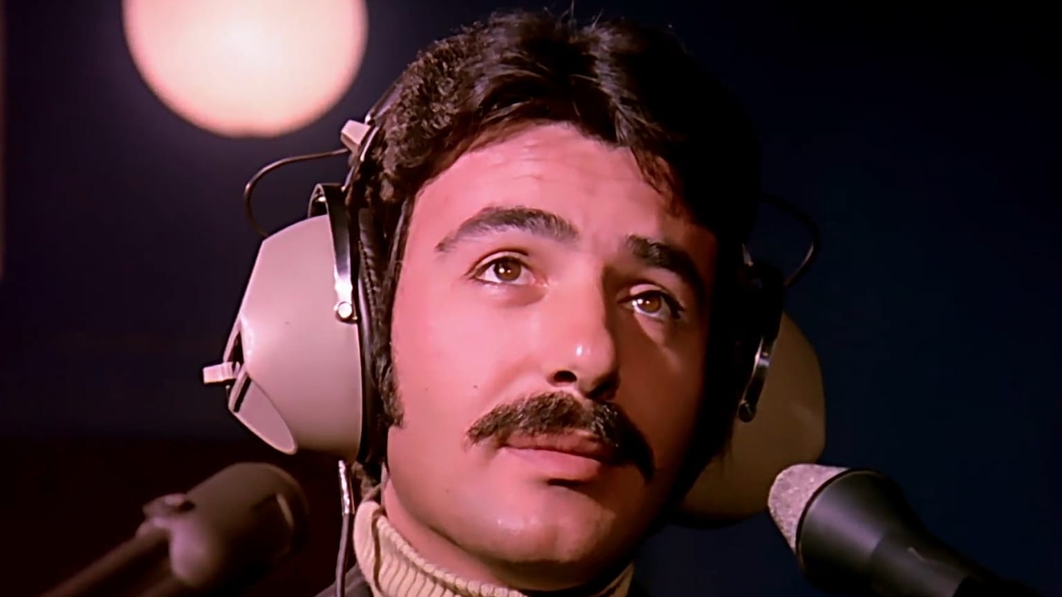 Ferdi Tayfur, ilk filmi Çeşme'de