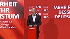 Bundeskanzler Olaf Scholz spricht auf einer Pressekonferenz in der SDP-Zentrale in Berlin, Sonntag, 5. Januar 2025