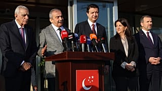 Ahmet Türk, Sırrı Süreyya Önder ve Pervin Buldan’dan oluşan DEM Parti heyeti ile Saadet Partisi heyeti, yapılan görüşmenin ardından açıklamalarda bulundu.