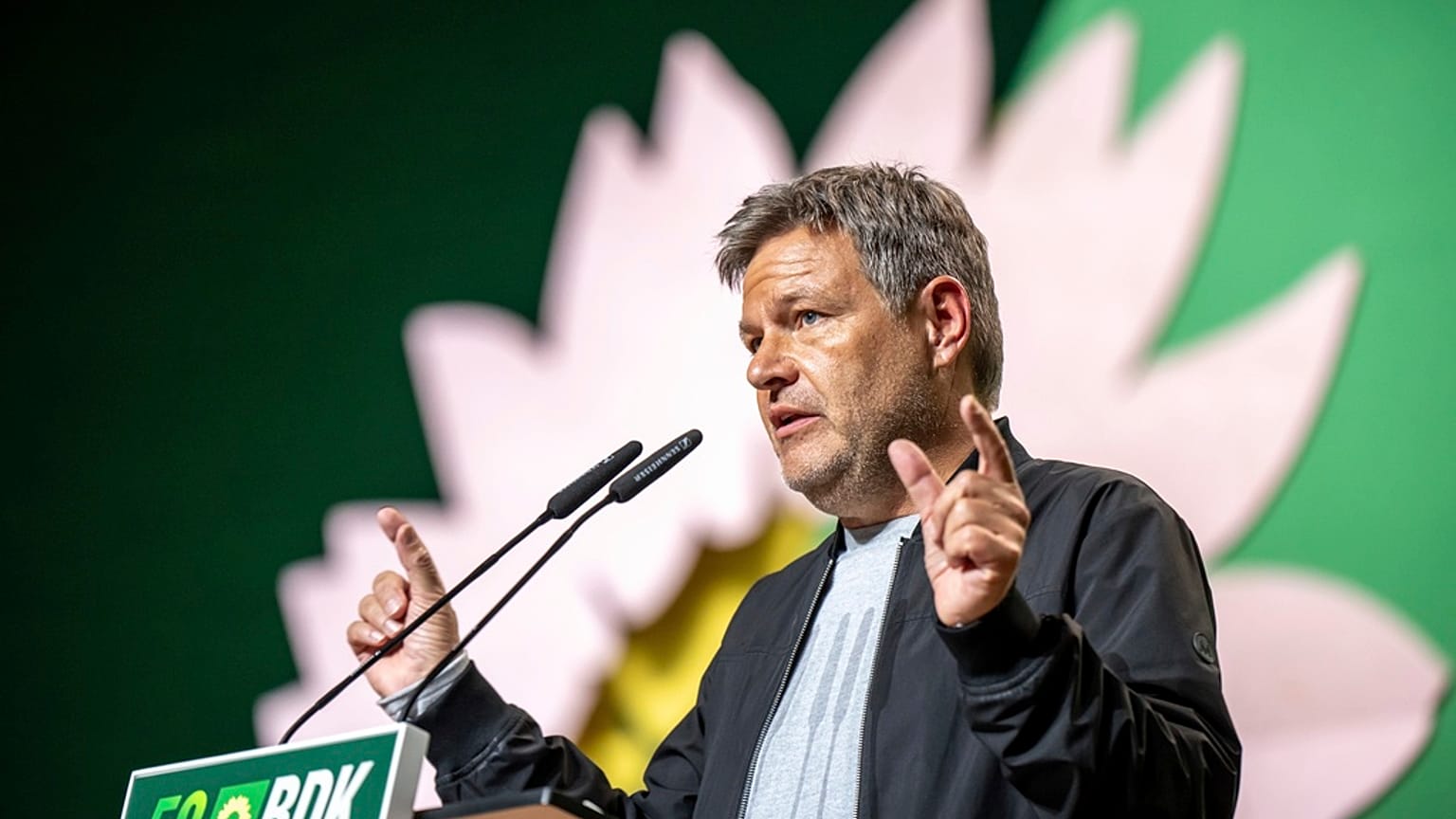 Robert Habeck, ministre fédéral de l'économie et de la protection du climat, s'exprime lors de la conférence fédérale des délégués des Verts à Wiesbaden, Allemagne, le vendredi 15 novembre 2024.