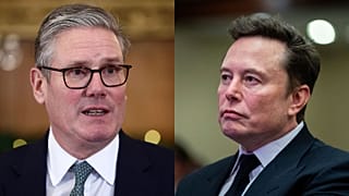 Keir Starmer, solda ve Elon Musk, sağda