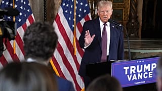 Le président élu Donald Trump lors d'une conférence de presse à Mar-a-Lago, mardi 7 janvier 2024, à Palm Beach, Floride.