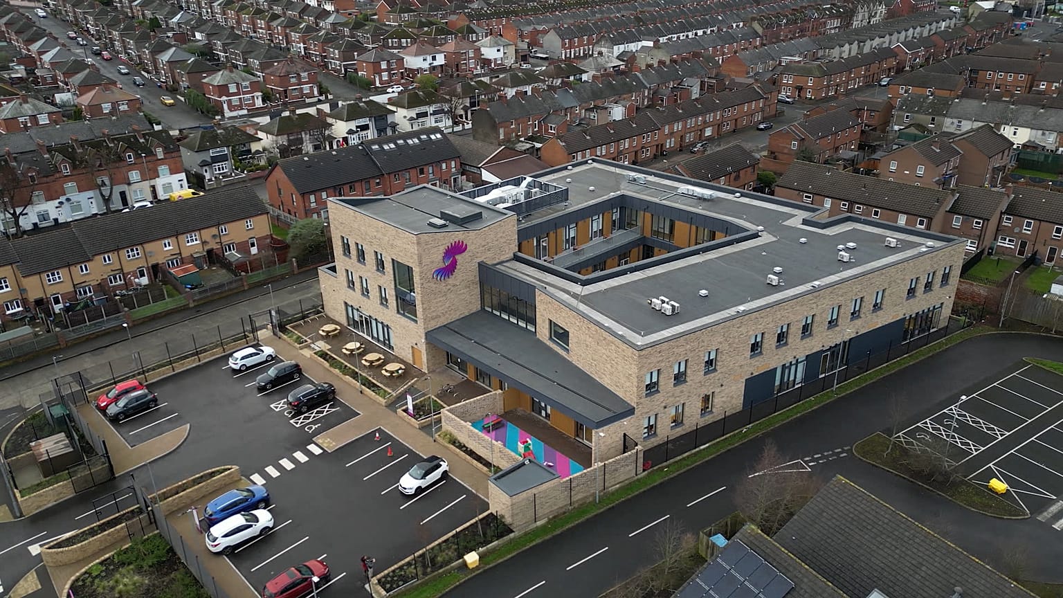 Irlanda do Norte: centro de mulheres intercomunitário promove a reconciliação