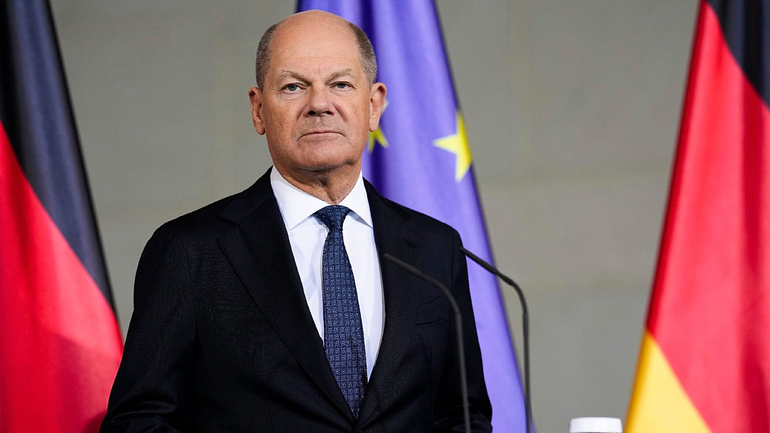 Le chancelier allemand Olaf Scholz fait une déclaration à la chancellerie à Berlin, Allemagne, mercredi 8 janvier 2025. 