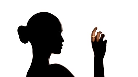 Ultrahuman's 'desert rose' style luxury smart ring.