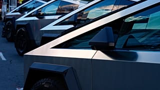 Cybertrucks Tesla in mostra lo scorso novembre all'AutoMobility LA Auto Show 