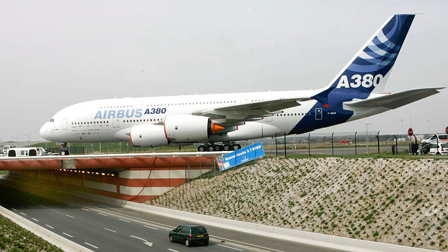 Airbus 380 Super Jumbo