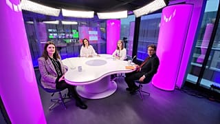Maïa de La Baume avec Jade Grandin de l'Eprevier, Vincent Laborderie et Sophie Blandin