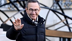 Bruno Retailleau wirft Algerien vor, "zu versuchen, Frankreich zu demütigen". Retailleau verlässt nach einer Kabinettssitzung den Elyseepalast. Paris, 3. Januar 2025 