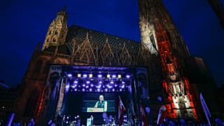 Herbert Kickl utolsó kampánybeszéde a bécsi Stephansdom előtt, 2024. szeptember 27-én