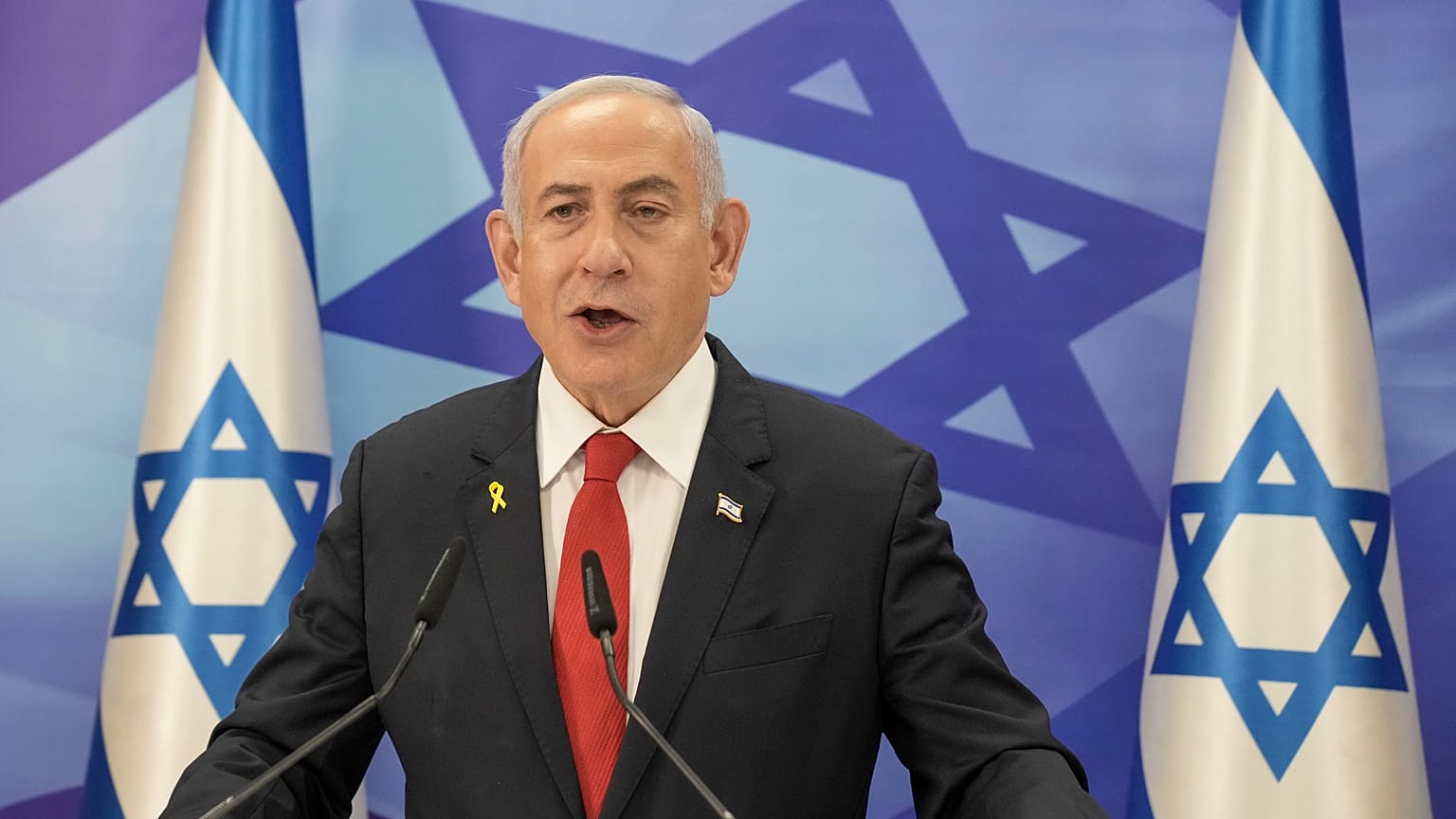 Le Premier ministre israélien Benjamin Netanyahu s'exprime lors d'une conférence de presse à Jérusalem, le 9 décembre 2024. 