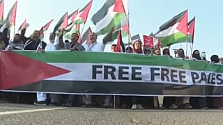 مظاهرة حاشدة بالعاصمة الباكستانية كراتشي تضامناً مع الفلسطينيين في قطاع غزة