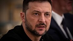Prezydent Ukrainy Wołodymyr Zełenski przemawia podczas spotkania z ministrem spraw zagranicznych Finlandii Eliną Valtonen w Kijowie