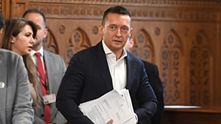 Rogán Antal, a Miniszterelnöki Kabinetirodát vezető miniszter a parlamentben