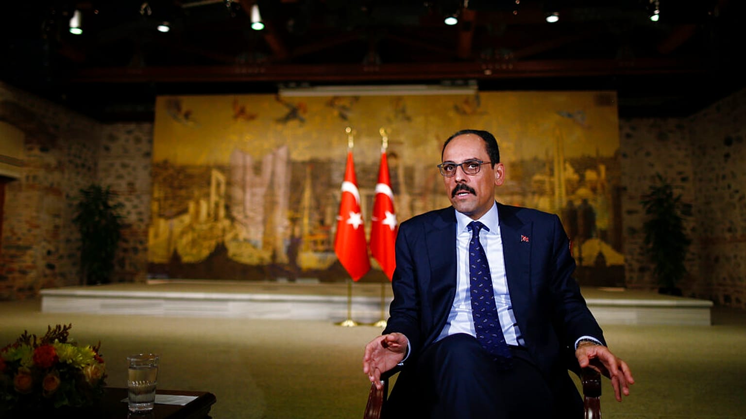 MİT Başkanı İbrahim Kalın, Cumhurbaşkanlığı Sözcülüğü yaptığı sırada, 19 Ekim 2019