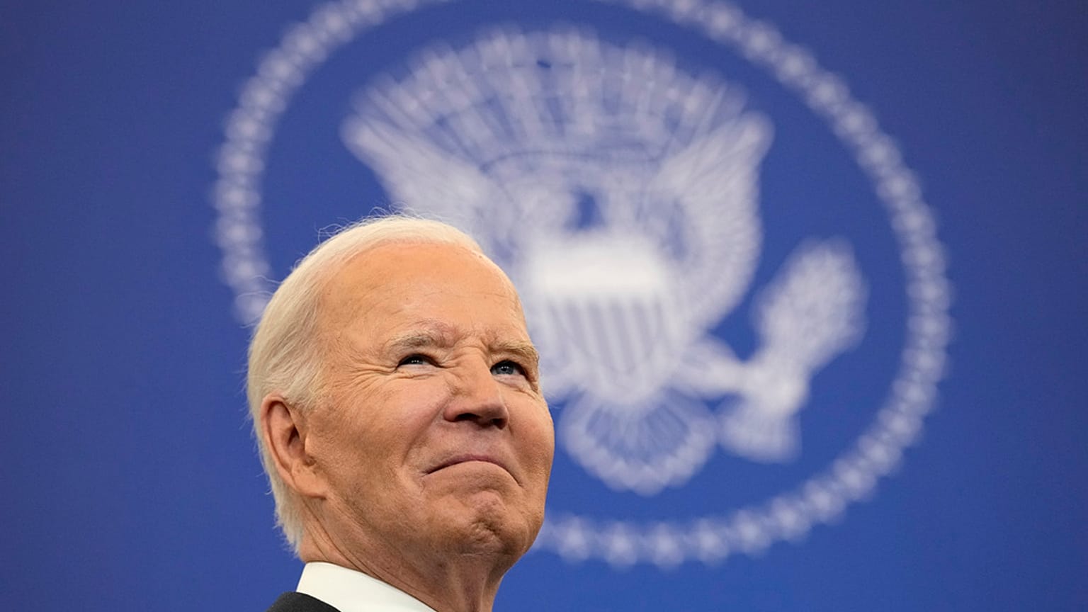 ABD Başkanı Joe Biden bir basın toplantısı öncesinde, 13 Ocak 2025