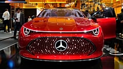 Mercedes-Benz Concept CLA Sınıfı otomobilin dosya resmi 