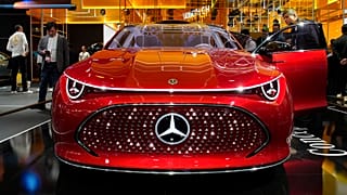 Mercedes-Benz Concept CLA Sınıfı otomobilin dosya resmi 