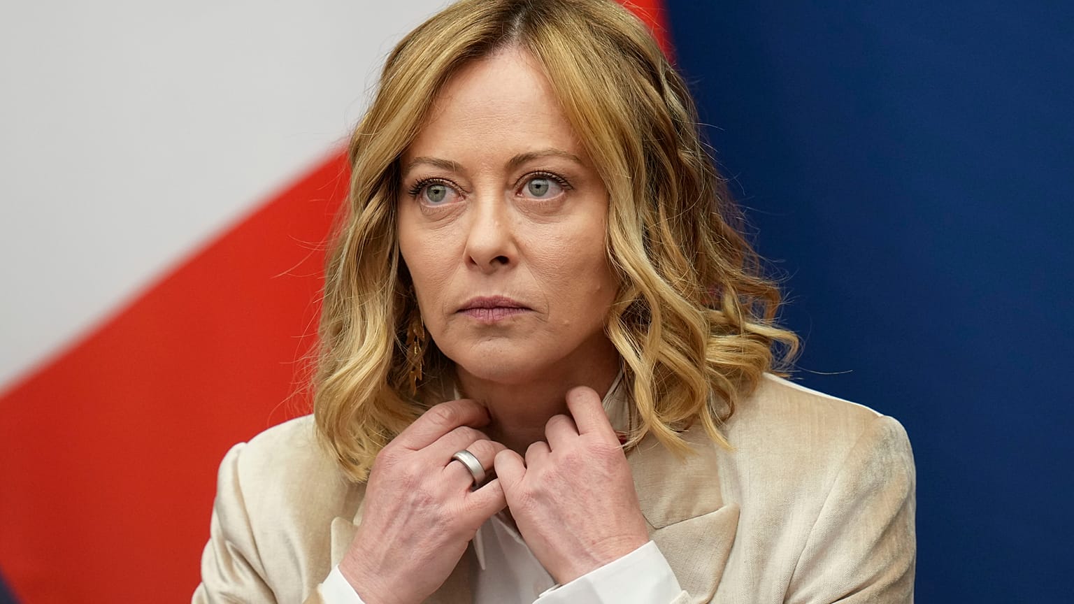 La primera ministra italiana, Giorgia Meloni, ofrece una conferencia de prensa de fin de año en Roma, el jueves 9 de enero de 2025. (Foto AP/Alessandra Tarantino)