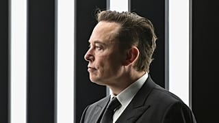 Elon Musk, CEO de Tesla, asiste a la inauguración de la fábrica de Tesla Berlín Brandenburgo en Gruenheide, Alemania, 22 de marzo de 2022.