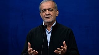الرئيس الإيراني مسعود بيزشكيان يتحدث خلال مؤتمره الصحفي في طهران، إيران، الاثنين، 16 سبتمبر/أيلول 2024. 