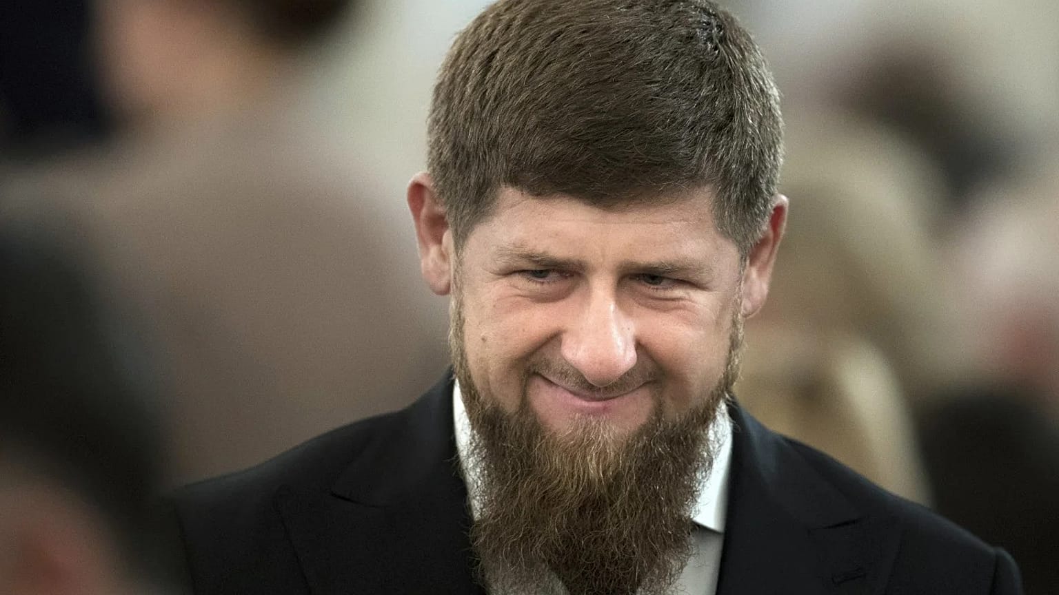Kadirov büyük ölçüde Putin'e sadık bir Çeçen lider olarak görülüyor.