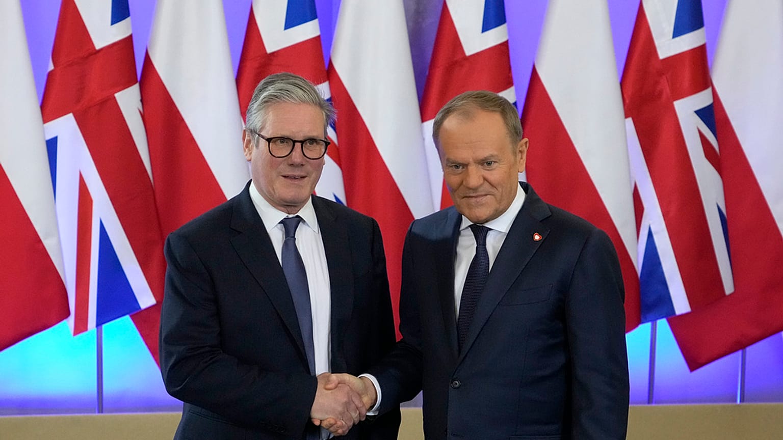 Keir Starmer és Donald Tusk Varsóban, 2025. január 17-én