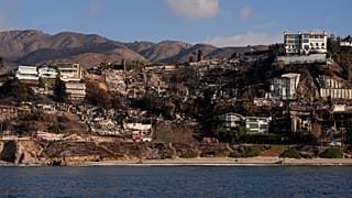 Los Angeles yangınlarında mağdurların sayısı artıyor.