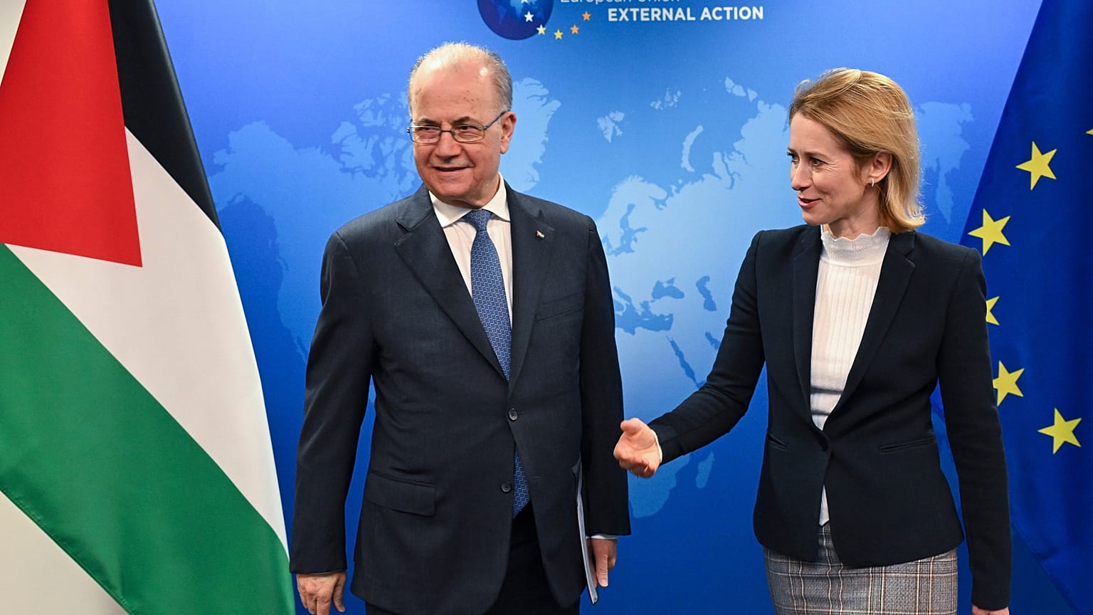 Kaja Kallas und der palästinensische Ministerpräsident Mohammad Mustafa
