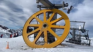Ибон Домингес - представитель полиции